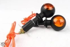 Shin Yo Pair Of Black Bulls Eye Handlebar Turn Signals -Motoronderdelen Winkel shin yo pair of black bulls eye handlebar turn sig 1