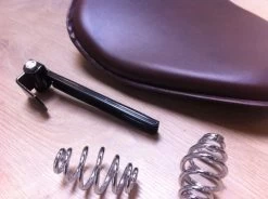 Solo Seat Complete Brown -Motoronderdelen Winkel solo seat complete brown 3